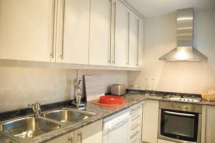 ברצלונה Fga Sardenya Apartments ספרד